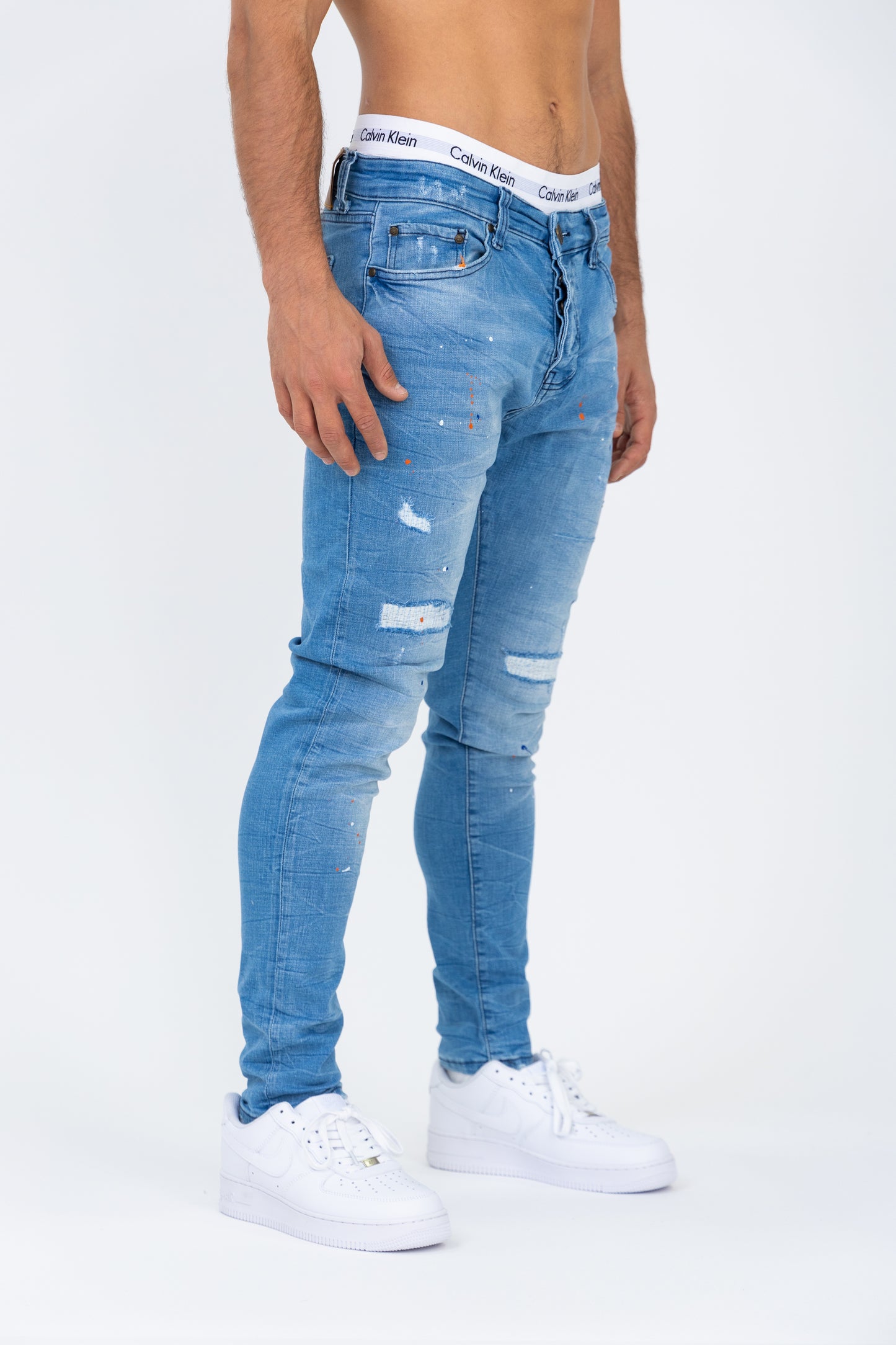 Jean coupe skinny bleu usé