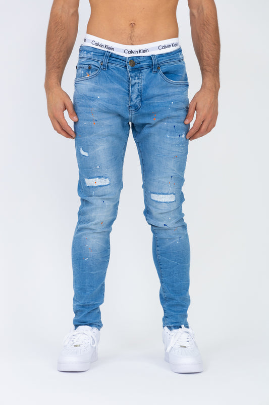 Ripped blue skinny jeans