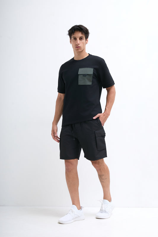 Black pocket t-shirt